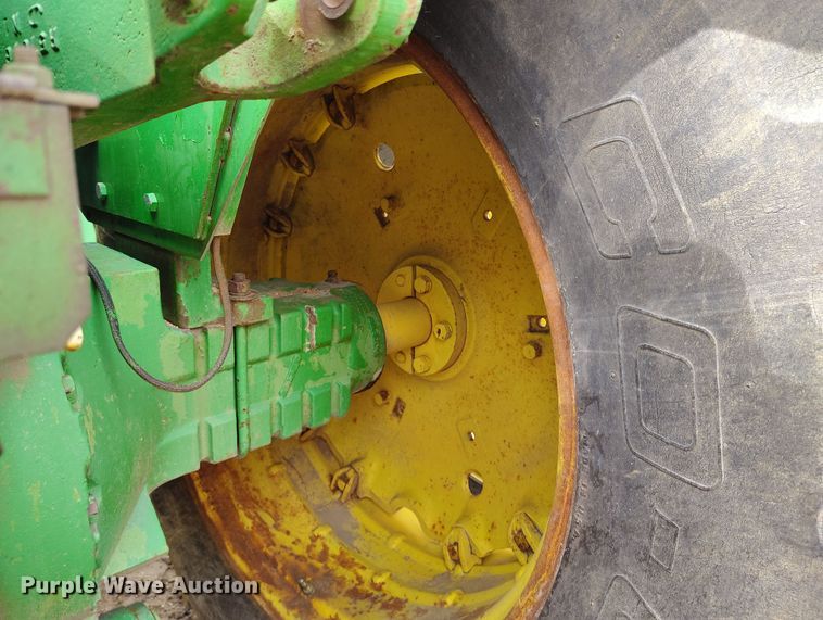 image for item DV6696 1978 John Deere 8430 4WD tractor