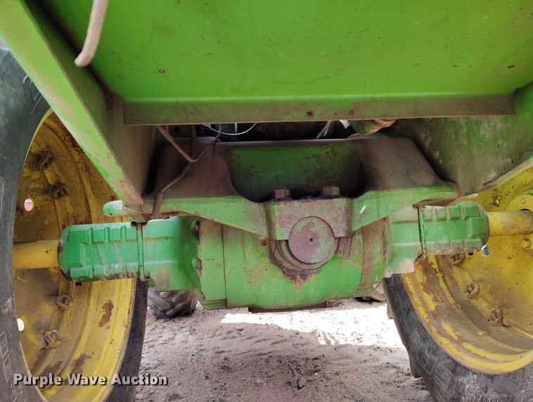 image for item DV6696 1978 John Deere 8430 4WD tractor