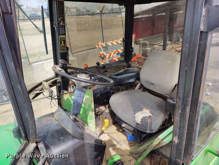 image for item DV6696 1978 John Deere 8430 4WD tractor