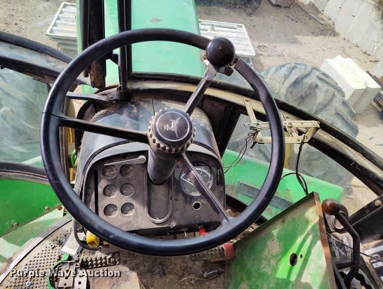 image for item DV6696 1978 John Deere 8430 4WD tractor