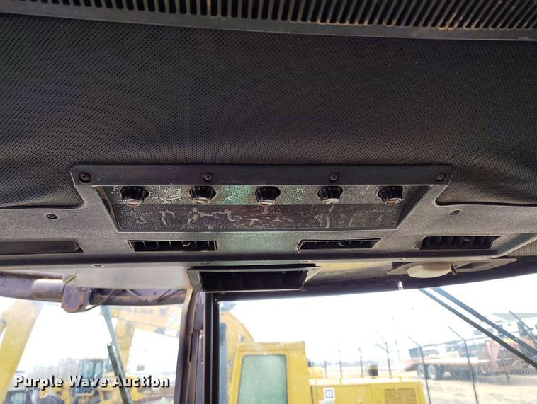 image for item DV6696 1978 John Deere 8430 4WD tractor