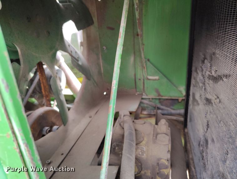 image for item DV6696 1978 John Deere 8430 4WD tractor