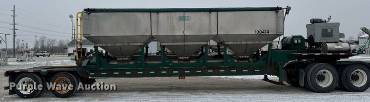 image for item DW2471 2013 Behnke Enterprises fertilizer tender trailer