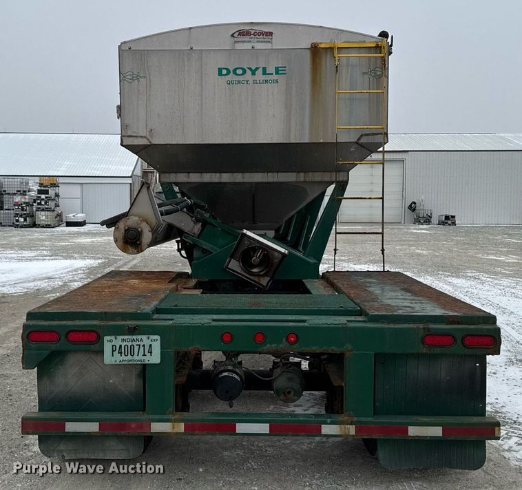 image for item DW2471 2013 Behnke Enterprises fertilizer tender trailer