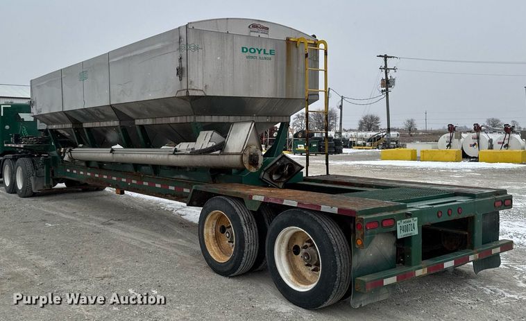 image for item DW2471 2013 Behnke Enterprises fertilizer tender trailer