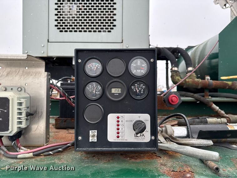 image for item DW2471 2013 Behnke Enterprises fertilizer tender trailer