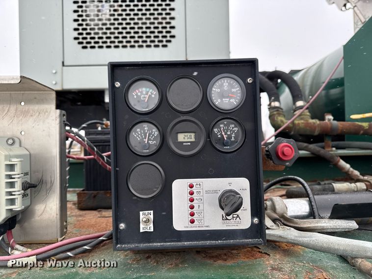 image for item DW2471 2013 Behnke Enterprises fertilizer tender trailer