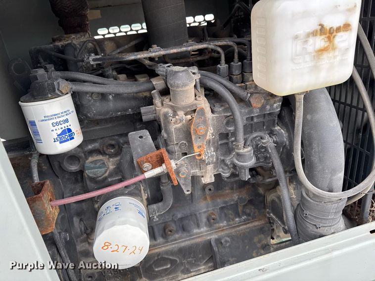 image for item DW2471 2013 Behnke Enterprises fertilizer tender trailer