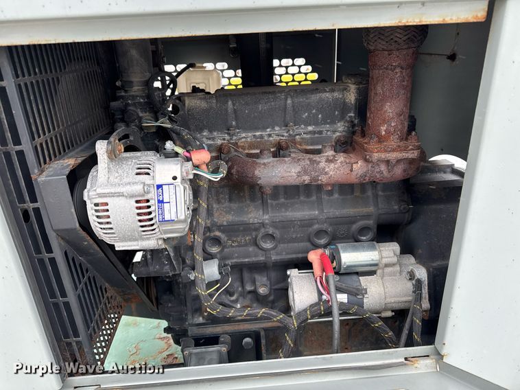 image for item DW2471 2013 Behnke Enterprises fertilizer tender trailer