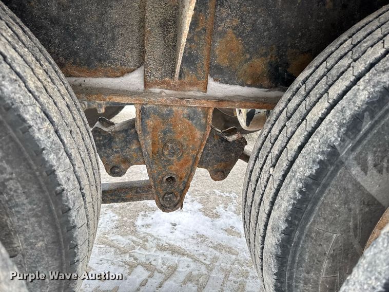 image for item DW2471 2013 Behnke Enterprises fertilizer tender trailer