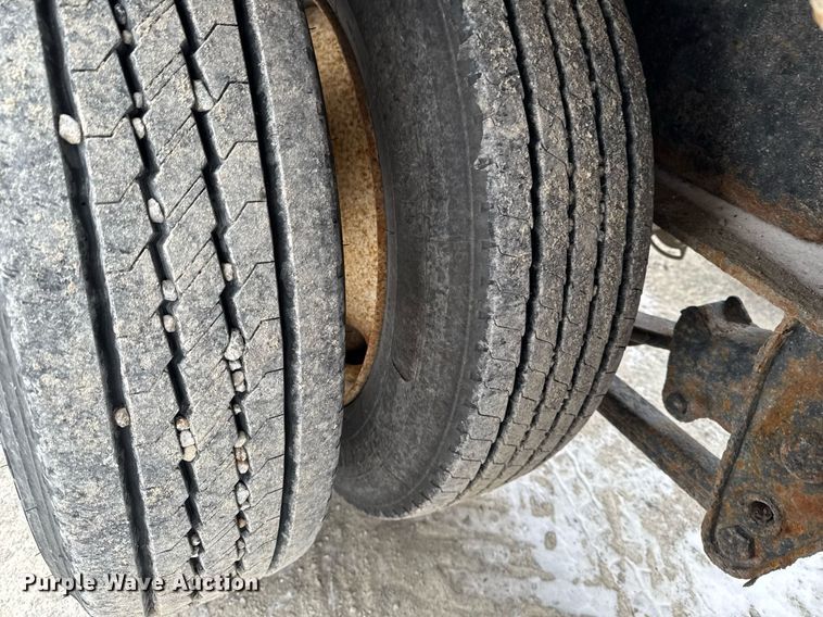 image for item DW2471 2013 Behnke Enterprises fertilizer tender trailer