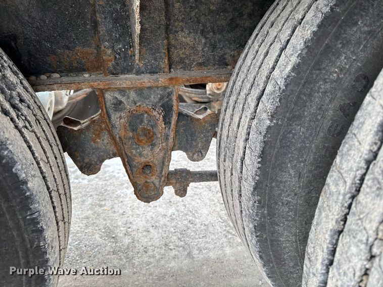 image for item DW2471 2013 Behnke Enterprises fertilizer tender trailer