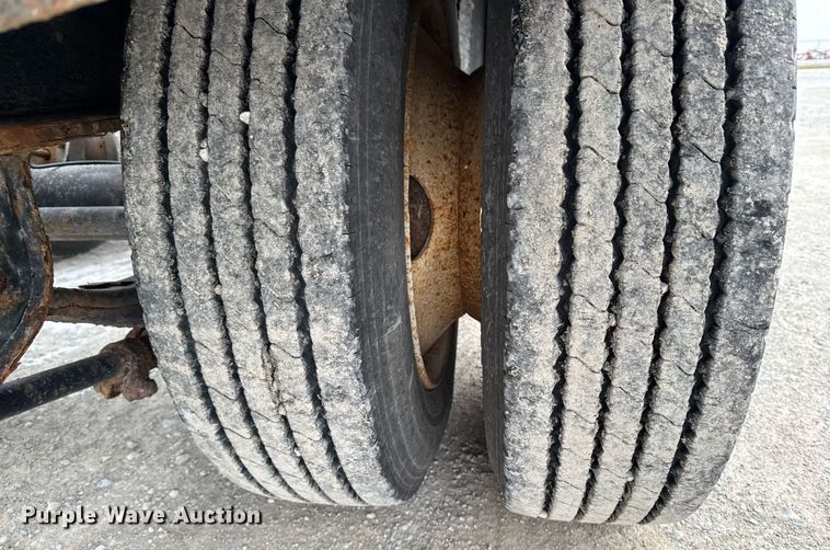 image for item DW2471 2013 Behnke Enterprises fertilizer tender trailer