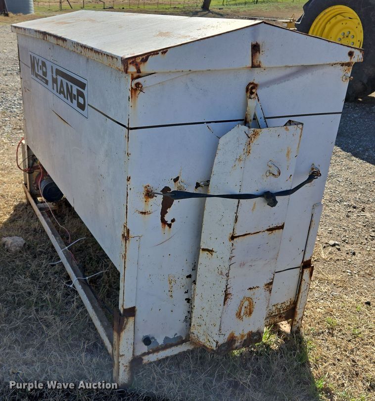 image for item ED2489 My-D Han-d cake feeder