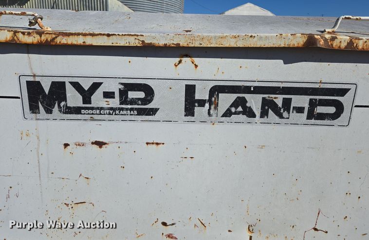 image for item ED2489 My-D Han-d cake feeder