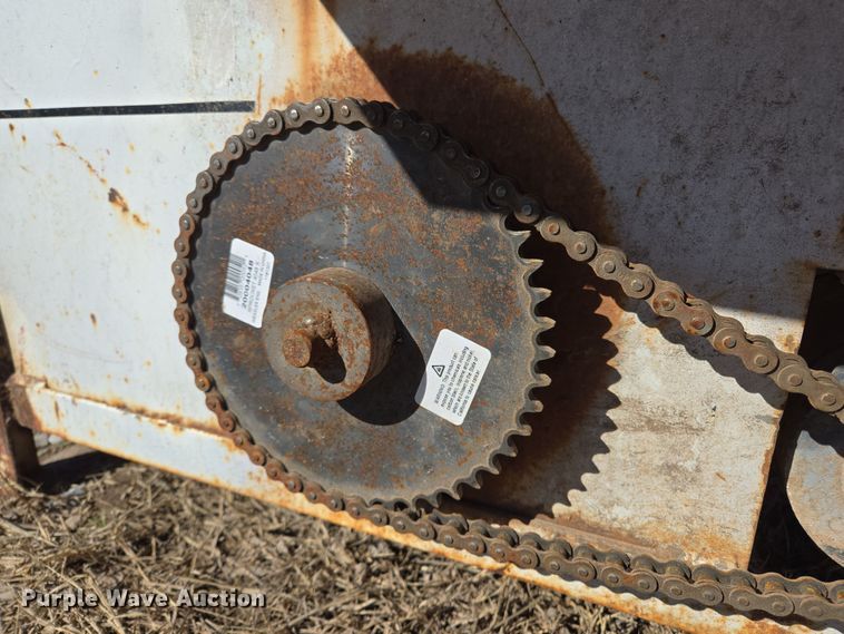 image for item ED2489 My-D Han-d cake feeder