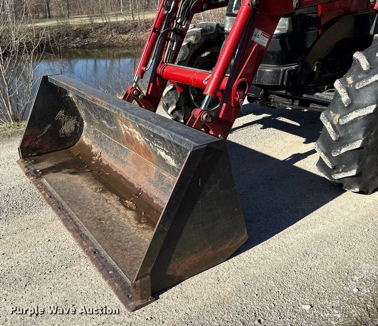 image for item ED4077 2004 Case IH JX95 MFWD tractor