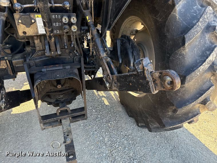 image for item ED4077 2004 Case IH JX95 MFWD tractor