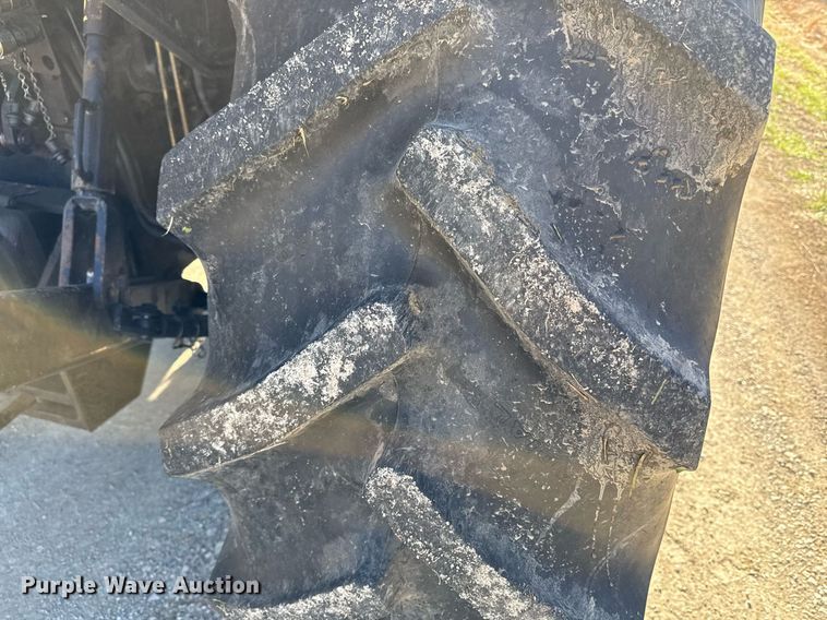 image for item ED4077 2004 Case IH JX95 MFWD tractor