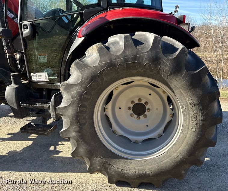 image for item ED4077 2004 Case IH JX95 MFWD tractor