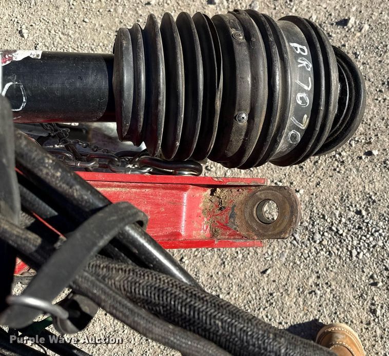 image for item ED4078 2011 New Holland BR7070 round baler