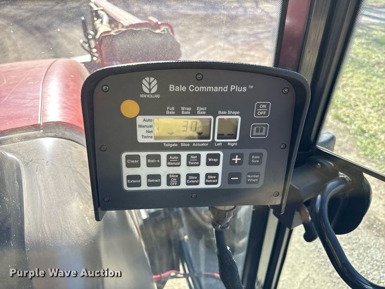 image for item ED4078 2011 New Holland BR7070 round baler