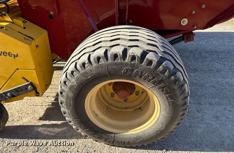 image for item ED4078 2011 New Holland BR7070 round baler