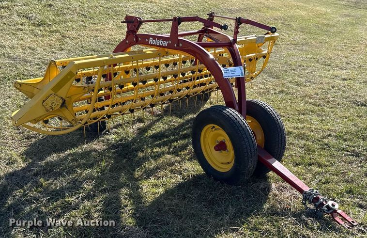 image for item ED4079 2011 New Holland 258 hay rake