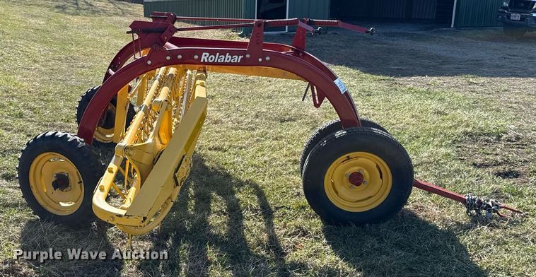 image for item ED4079 2011 New Holland 258 hay rake