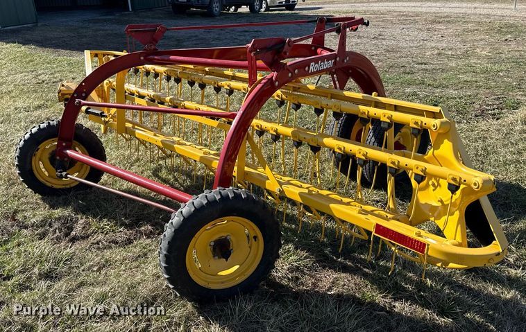 image for item ED4079 2011 New Holland 258 hay rake