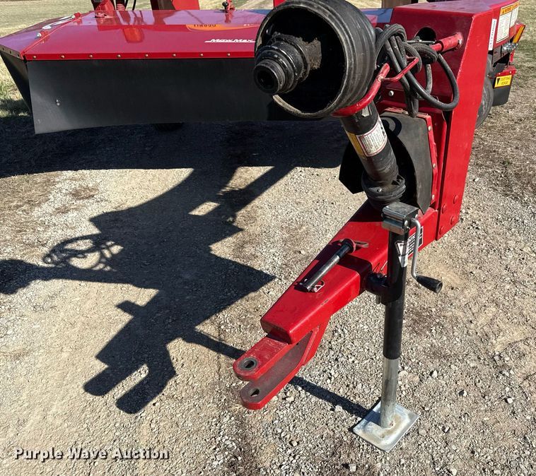 image for item ED4080 2012 New Holland H7230 disc mower