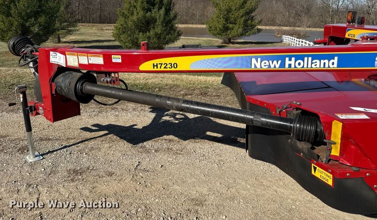 image for item ED4080 2012 New Holland H7230 disc mower