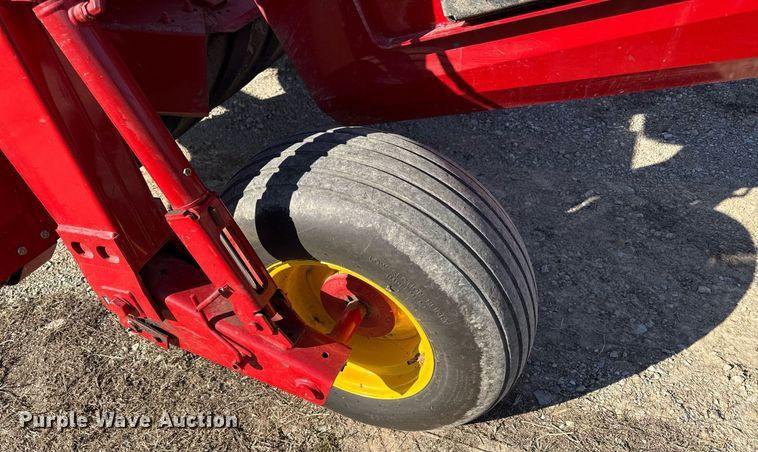 image for item ED4080 2012 New Holland H7230 disc mower