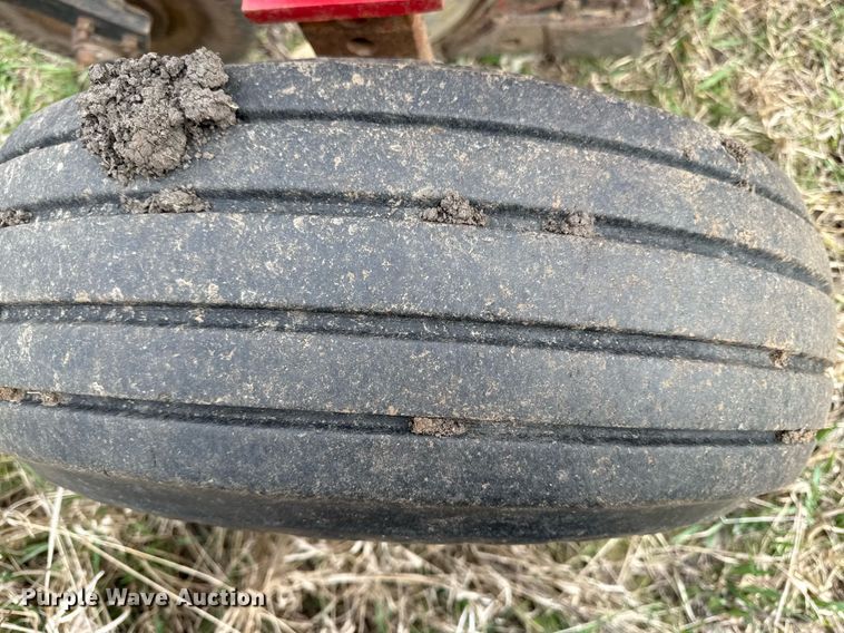 image for item ED4119 Case IH 720 five bottom plow