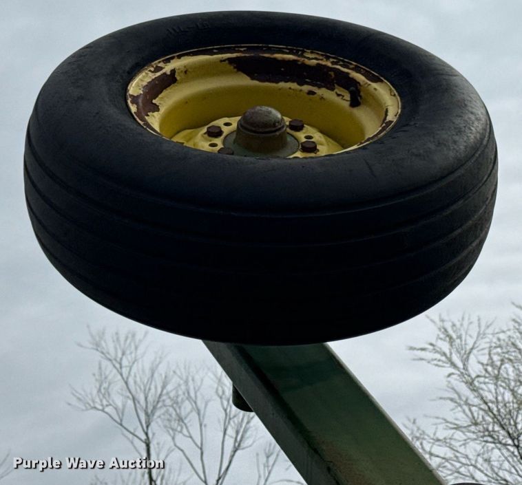 image for item ED4120 John Deere 220 double off-set disk