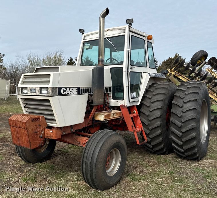 image for item ED4121 1980 Case 2390 tractor