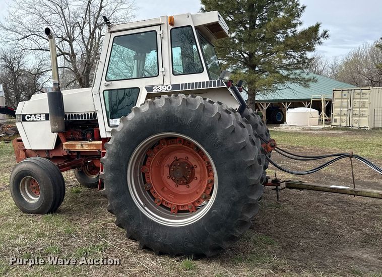 image for item ED4121 1980 Case 2390 tractor