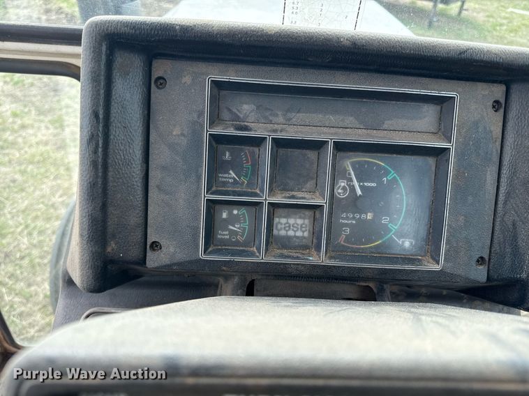image for item ED4121 1980 Case 2390 tractor