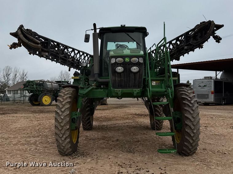 image for item ED5546 2011 John Deere 4730 sprayer