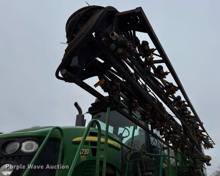 image for item ED5546 2011 John Deere 4730 sprayer