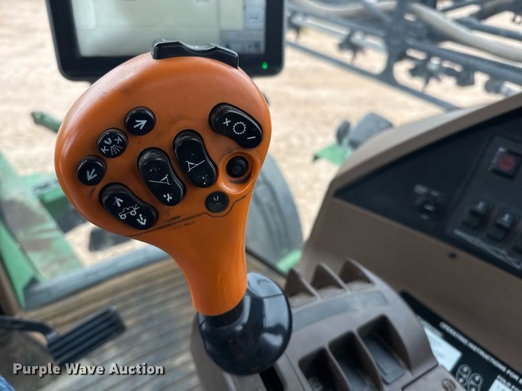 image for item ED5546 2011 John Deere 4730 sprayer