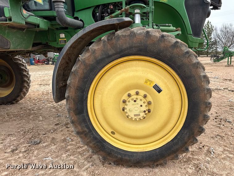 image for item ED5546 2011 John Deere 4730 sprayer
