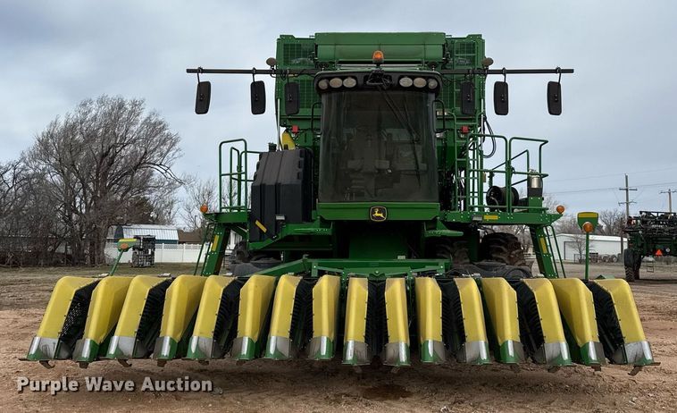 image for item ED5548 2015 John Deere CS690 RWA cotton stripper