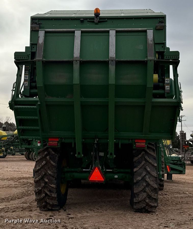 image for item ED5548 2015 John Deere CS690 RWA cotton stripper