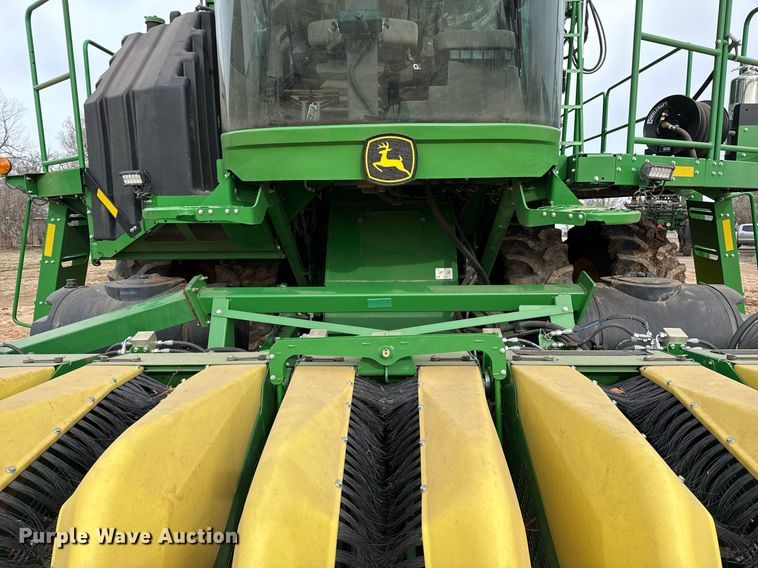 image for item ED5548 2015 John Deere CS690 RWA cotton stripper