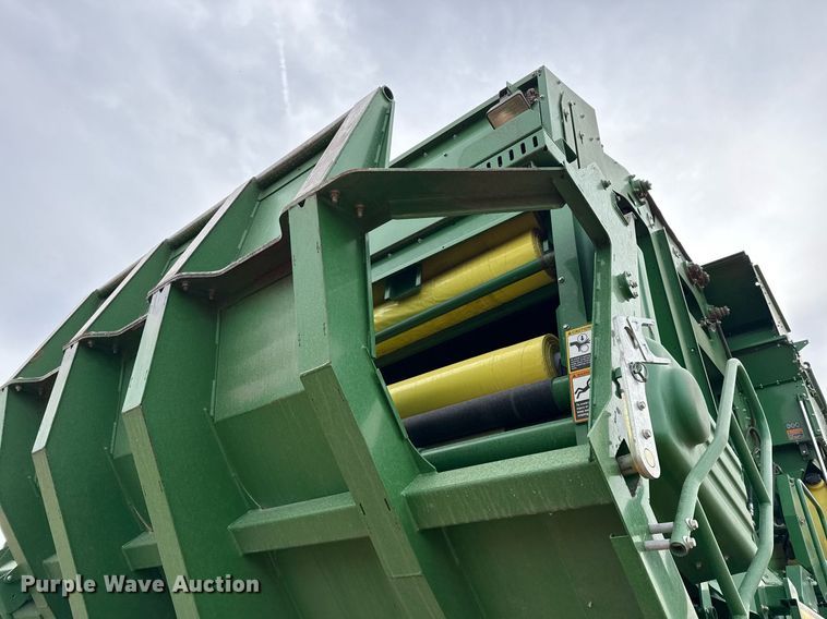 image for item ED5548 2015 John Deere CS690 RWA cotton stripper
