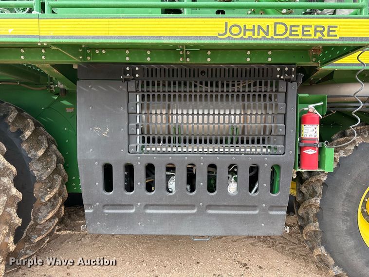 image for item ED5548 2015 John Deere CS690 RWA cotton stripper