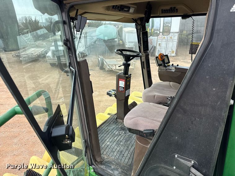 image for item ED5548 2015 John Deere CS690 RWA cotton stripper