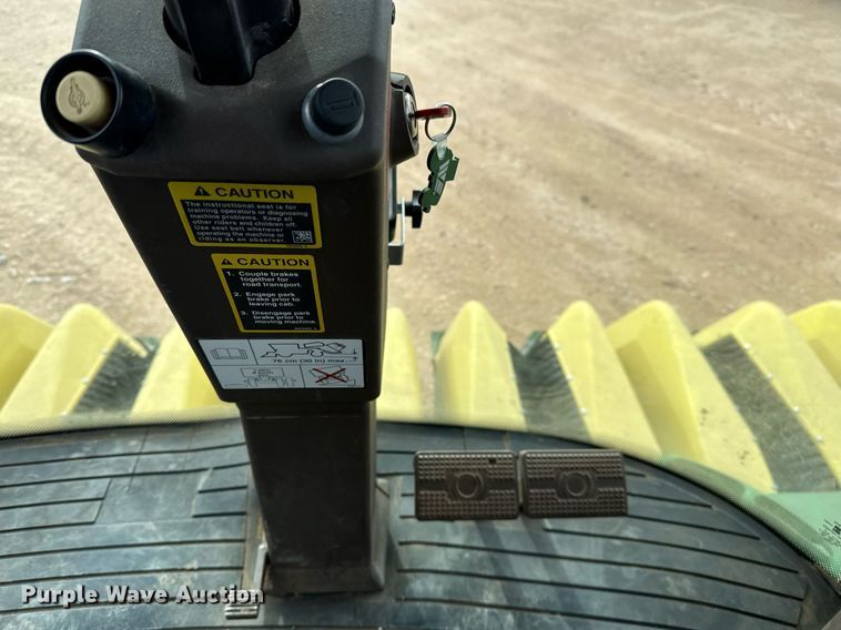 image for item ED5548 2015 John Deere CS690 RWA cotton stripper