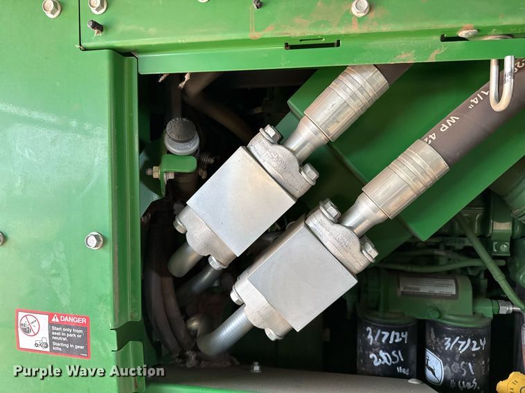 image for item ED5548 2015 John Deere CS690 RWA cotton stripper